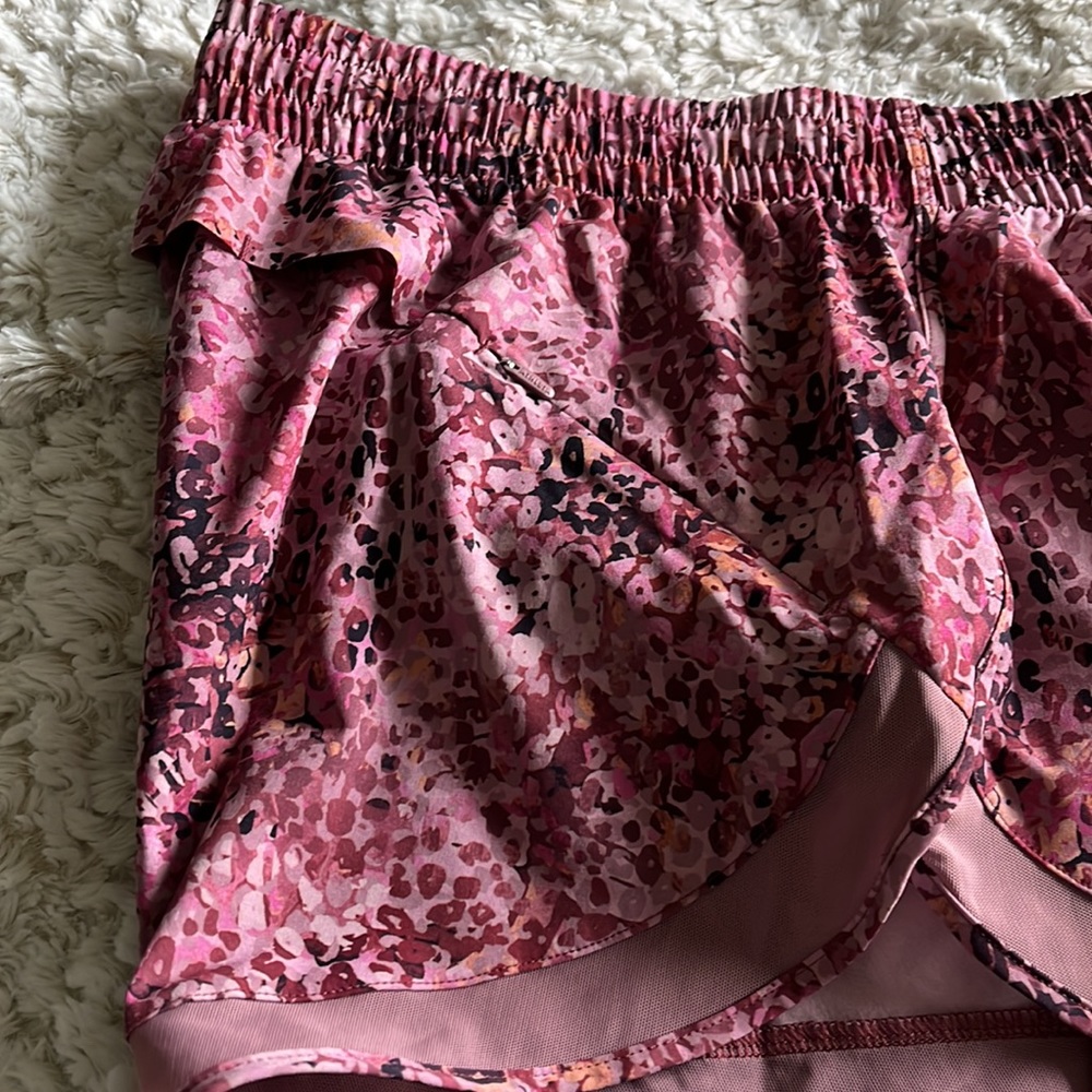Athleta Mesh Racer Run 4” Short - Picture 3 of 4